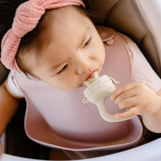 FruitBite™ mangeoires à fruits en silicone pour bébé